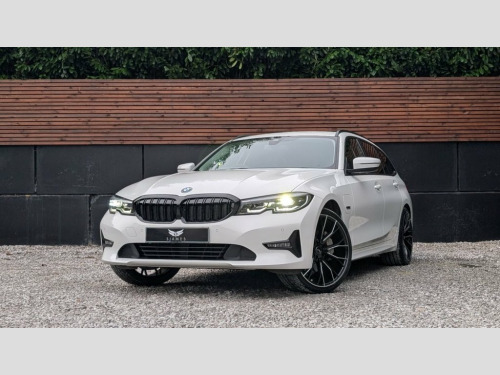BMW 3 Series  2.0 330e 12kWh SE Pro Touring 5dr Petrol Plug-in H