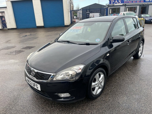 Kia ceed  1.6 2 Hatchback 5dr Petrol Auto Euro 5 (124 bhp)