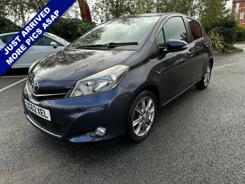 Toyota Yaris  1.33 Dual VVT-i SR Hatchback 5dr Petrol Manual Eur