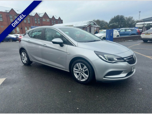 Vauxhall Astra  1.6 CDTi ecoFLEX Tech Line Hatchback 5dr Diesel Ma