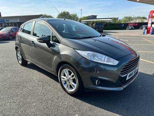 Ford Fiesta  1.25 Zetec Hatchback 5dr Petrol Manual Euro 6 (82 