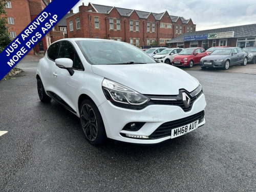 Renault Clio  1.5 dCi Iconic Hatchback 5dr Diesel Manual Euro 6 