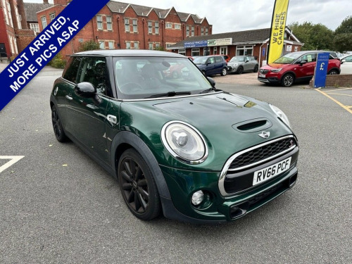 MINI Hatch  2.0 Cooper SD Hatchback 3dr Diesel Manual Euro 6 (