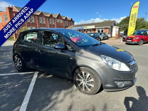 Vauxhall Corsa  1.2i ecoFLEX 16v Exclusiv Hatchback 5dr Petrol Eas