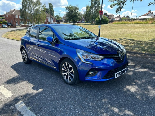 Renault Clio  1.0 TCe Iconic Hatchback 5dr Petrol Manual Euro 6 
