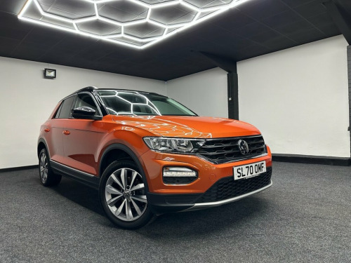 Volkswagen T-ROC  1.5 DESIGN TSI EVO 5d 148 BHP 27,000 MILES 