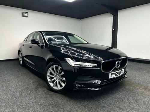 Volvo S90  2.0 T4 Momentum Plus Saloon 4dr Petrol Auto Euro 6