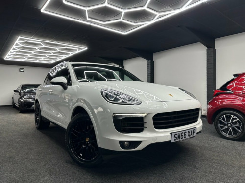 Porsche Cayenne  3.0 TD V6 Platinum Edition SUV 5dr Diesel Tiptroni