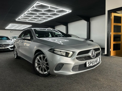 Mercedes-Benz A-Class  1.5 A180d Sport (Executive) Hatchback 5dr Diesel 7