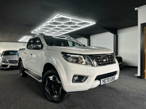 Nissan Navara  2.3 dCi Tekna Pickup Double Cab 4dr Diesel Auto 4W