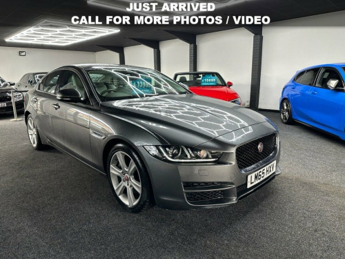 Jaguar XE  2.0 Portfolio Saloon 4dr Petrol Auto Euro 6 (s/s) 