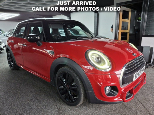 MINI Hatch  1.5 Cooper Sport Hatchback 5dr Petrol Steptronic E