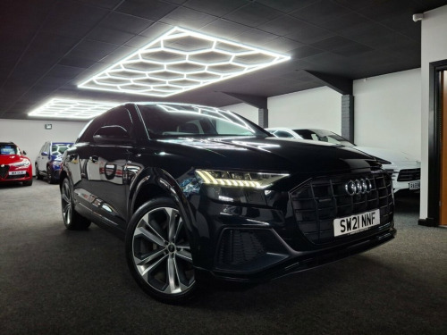 Audi Q8  3.0 TDI V6 50 Black Edition SUV 5dr Diesel Tiptron 