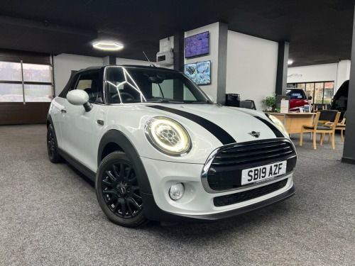 MINI Convertible  1.5 Cooper Classic Convertible 2dr Petrol Manual E 