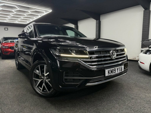 Volkswagen Touareg  3.0 TDI V6 R-Line SUV 5dr Diesel Tiptronic 4Motion 