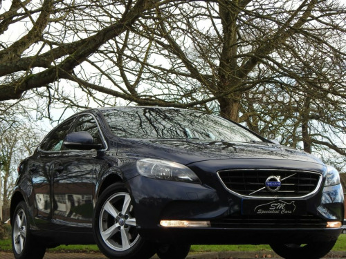 Volvo V40  1.6 D2 SE Nav Hatchback 5dr Diesel Manual Euro 5 (