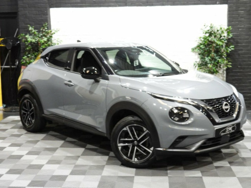 Nissan Juke  1.0 DIG-T N-Connecta SUV 5dr Petrol Manual Euro 6 