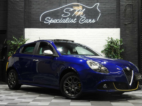 Alfa Romeo Giulietta  1.6 JTDM-2 Tecnica Hatchback 5dr Diesel Manual Eur