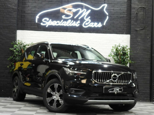 Volvo XC40  2.0 B5 MHEV Inscription SUV 5dr Petrol Hybrid Auto 