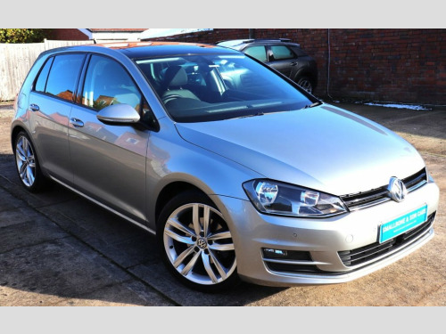 Volkswagen Golf  1.4 TSI BlueMotion Tech ACT GT Edition Hatchback 5