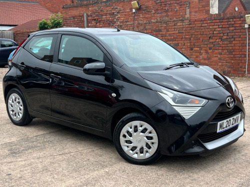 Toyota AYGO  1.0 VVT-i x-play Hatchback 5dr Petrol Manual Euro 