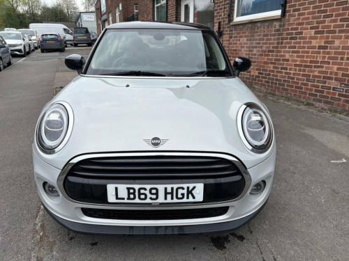 MINI Hatch  1.5 Cooper Classic Hatchback 3dr Petrol Manual Eur