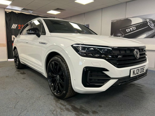 Volkswagen Touareg  3.0 TDI V6 Black Edition SUV 5dr Diesel Tiptronic 