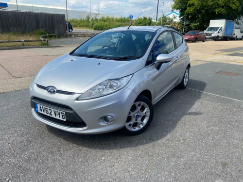 Ford Fiesta  1.2 ZETEC 3d 81 BHP ALLOY WHEELS