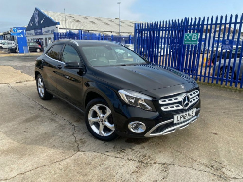 Mercedes-Benz GLA-Class  2.1 GLA200d Sport (Executive) SUV 5dr Diesel 7G-DC