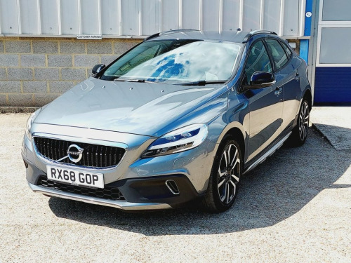 Volvo V40  2.0 D2 CROSS COUNTRY PRO 5d 118 BHP SAT NAV - CAME