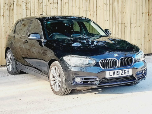 BMW 1 Series  1.5 118i GPF Sport Hatchback 5dr Petrol Auto Euro 