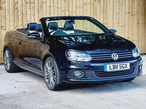 Volkswagen Eos  2.0 TDI BlueMotion Tech Exclusive Cabriolet 2dr Di