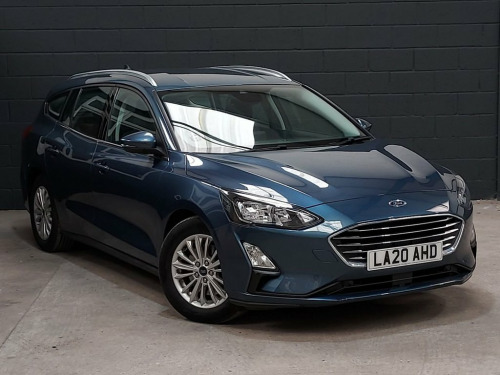 Ford Focus  1.0T EcoBoost MHEV Titanium Edition Estate 5dr Pet