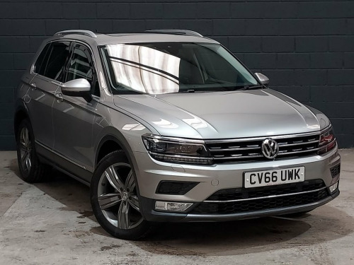 Volkswagen Tiguan  2.0 TDI BlueMotion Tech SEL SUV 5dr Diesel Manual 