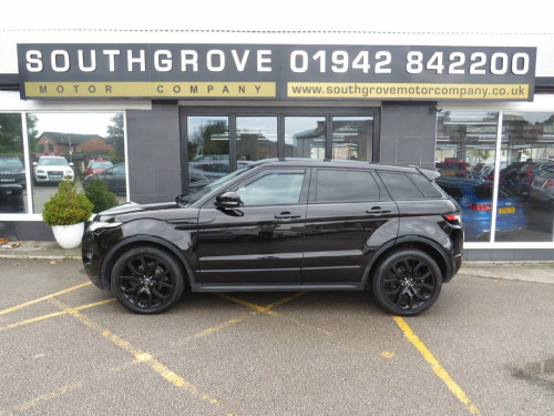 Land Rover Range Rover Evoque  2.2 SD4 DYNAMIC 5d 190 BHP ***AMAZING SPEC***