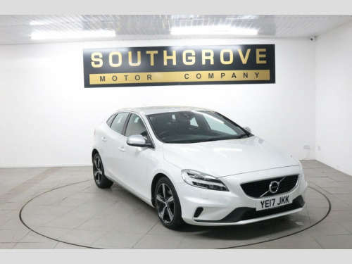 Volvo V40  2.0 T2 R-Design Nav Plus Hatchback 5dr Petrol Manu