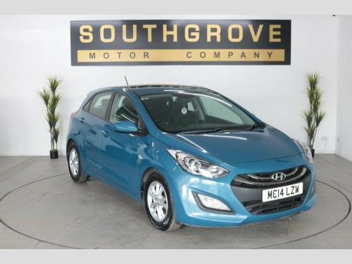 Hyundai i30  1.6 CRDi Active Hatchback 5dr Diesel Auto Euro 5 (