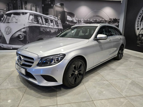 Mercedes-Benz C-Class  2.0 C 220 D SPORT 5d 192 BHP JUST SERVICED AT THE 