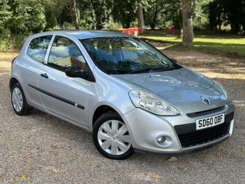 Renault Clio  1.2l 3d  74 BHP