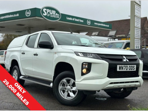 Mitsubishi L200  2.2 DI-D DC 4Life Pickup Double Cab 4dr Diesel Man
