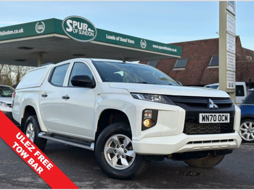 Mitsubishi L200  2.2 DI-D DC 4Life Pickup Double Cab 4dr Diesel Man 