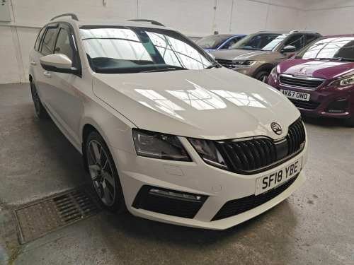 Skoda Octavia  2.0 TDI vRS Estate 5dr Diesel Manual Euro 6 (s/s) 