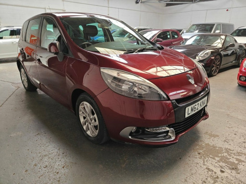 Renault Scenic  1.5 dCi Dynamique TomTom MPV 5dr Diesel EDC Euro 5
