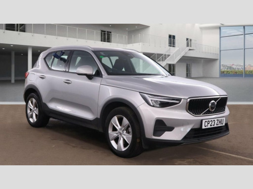 Volvo XC40  2.0 B3 MHEV Core SUV 5dr Petrol Hybrid DCT Auto Eu 