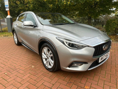 Infiniti Q30  1.6T Premium Tech Hatchback 5dr Petrol Manual Euro