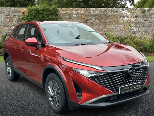 Nissan Qashqai  1.3 DIG-T MHEV Acenta Premium SUV 5dr Petrol Hybri 