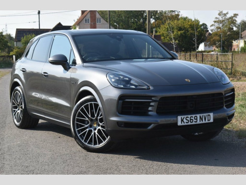 Porsche Cayenne  3.0 V6 E-Hybrid 14.1kWh SUV 5dr Petrol Plug-in Hyb