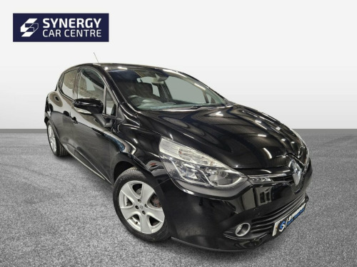 Renault Clio  1.2 16V Dynamique MediaNav Hatchback 5dr Petrol Ma