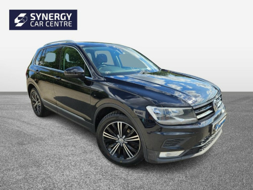 Volkswagen Tiguan  2.0 TDI BlueMotion Tech SE Navigation SUV 5dr Dies
