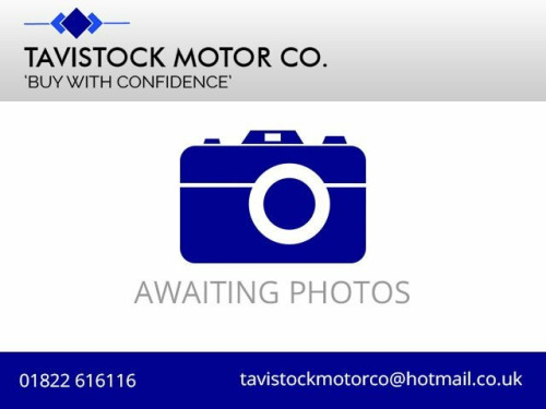 Volvo V40  1.6 D2 R-Design Nav Hatchback 5dr Diesel Powershif